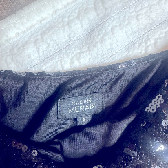 Elegant Black Sequin One-Shoulder Jumpsuit - Picture 5 of 8